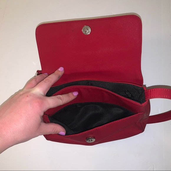 Vintage Guess Handbag - Picture 6 of 8